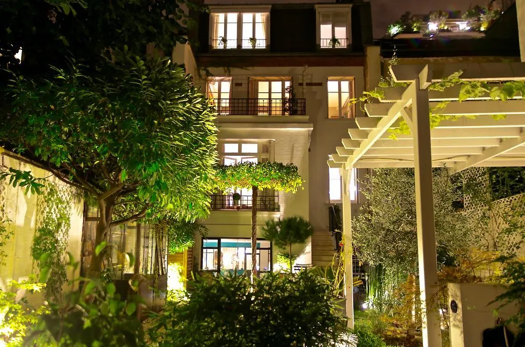 Du Square, Luxury 2* Париж