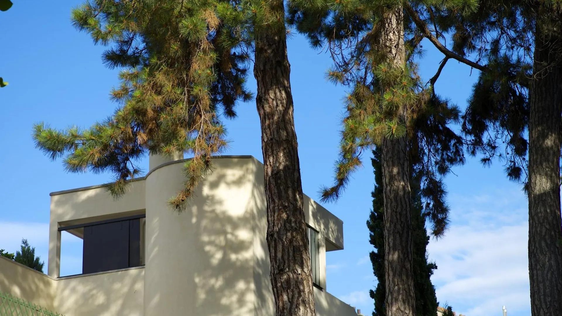 Du Square, Luxury Bed & Breakfast 2*