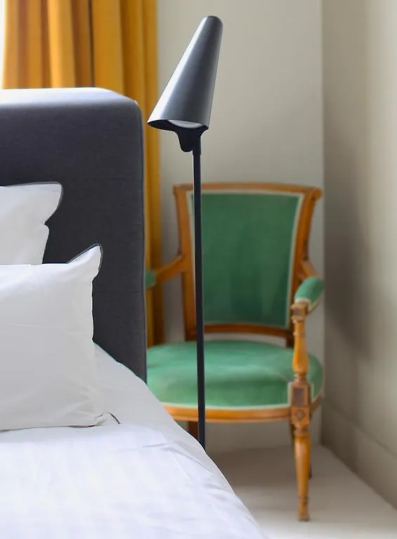 Bed & Breakfast Du Square, Luxury Paris